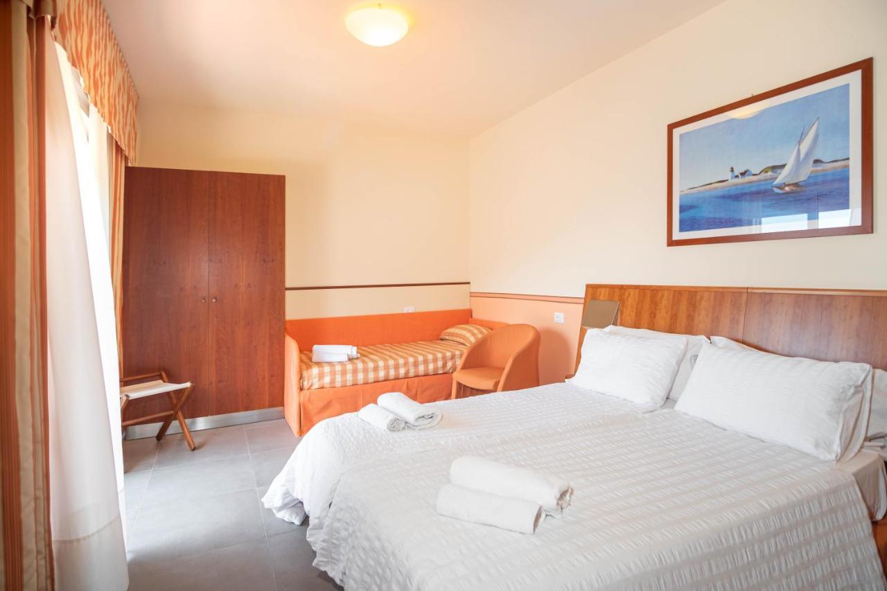 Hotel Romeo Torri del Benaco Kültér fotó
