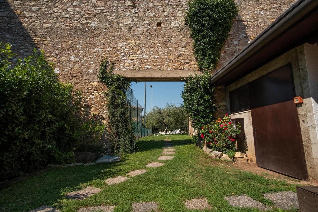 Hotel Romeo Torri del Benaco Kültér fotó