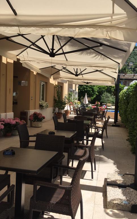 Hotel Romeo Torri del Benaco Kültér fotó