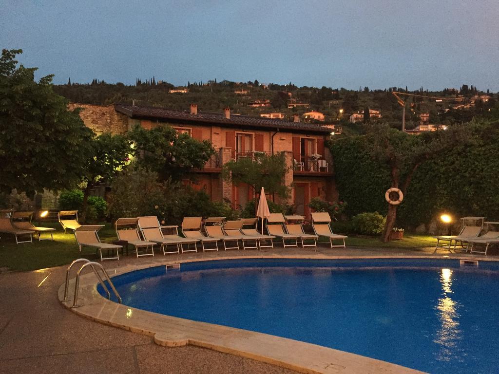 Hotel Romeo Torri del Benaco Kültér fotó